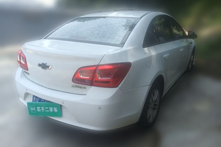 Used Chevrolet Cruze 2015 1.5L Classic SE AT Rear Right 45 Deg