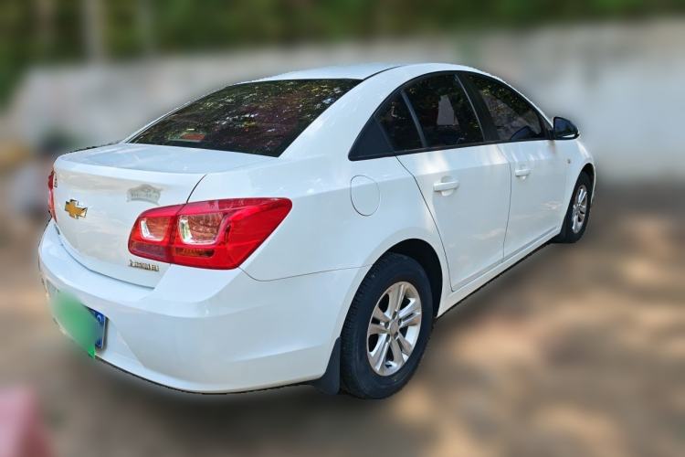 Used Chevrolet Cruze 2015 1.5L Classic SL MT Rear Right 45 Deg