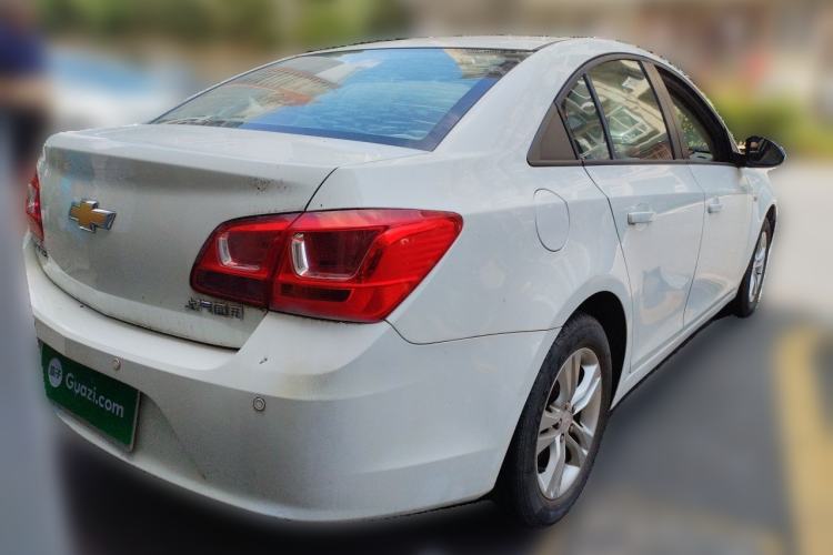 Used Chevrolet Cruze 2015 1.5L Classic SE MT Rear Right 45 Deg