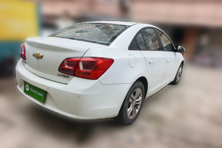 Used Chevrolet Cruze 2015 1.5L Classic SE AT Rear Right 45 Deg
