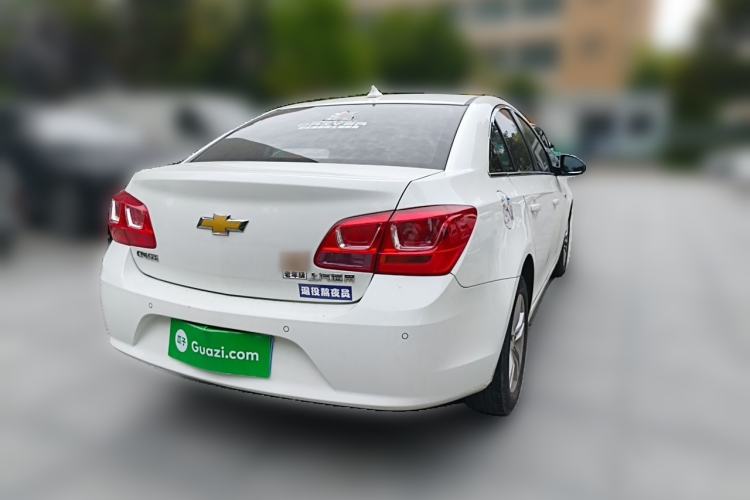 Used Chevrolet Cruze 2015 1.5L Classic SE AT Rear Right 45 Deg
