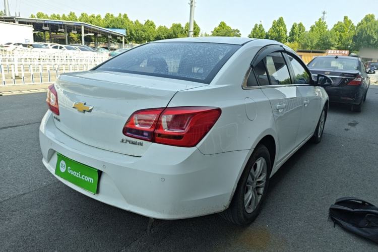 Used Chevrolet Cruze 2015 1.5L Classic SE AT Rear Right 45 Deg