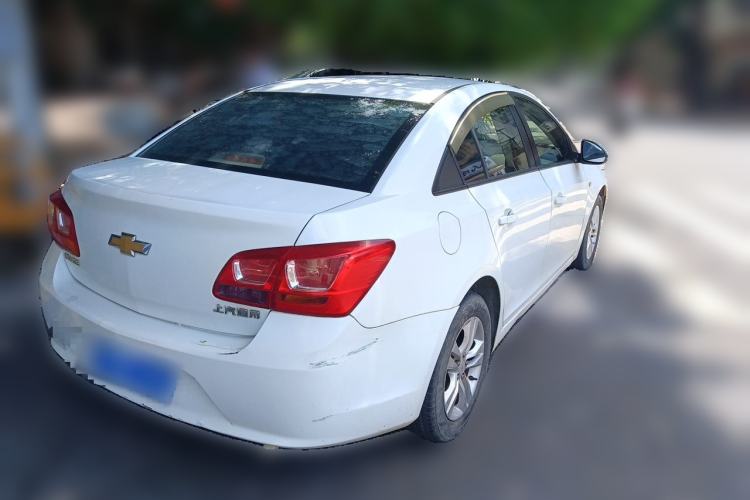 Used Chevrolet Cruze 2015 1.5L Classic SE MT Rear Right 45 Deg