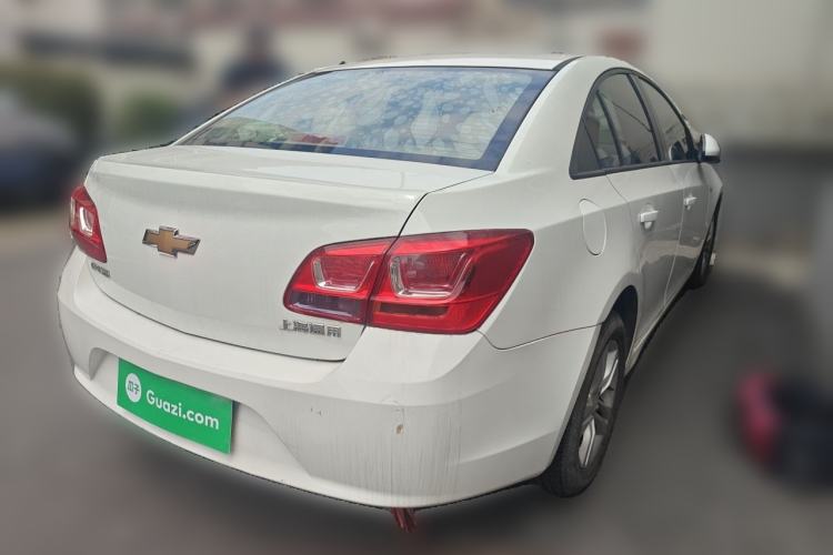 Used Chevrolet Cruze 2015 1.5L Classic SE MT Rear Right 45 Deg