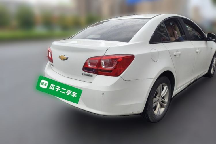 Used Chevrolet Cruze 2015 1.5L Classic SE AT Rear Right 45 Deg