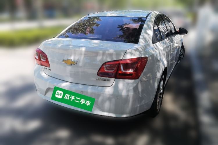 Used Chevrolet Cruze 2015 1.5L Classic SE MT Rear Right 45 Deg
