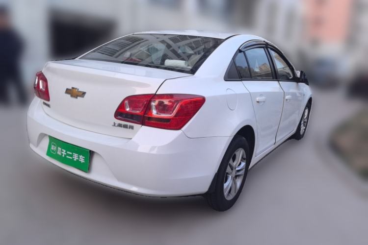 Used Chevrolet Cruze 2015 1.5L Classic SE MT Rear Right 45 Deg