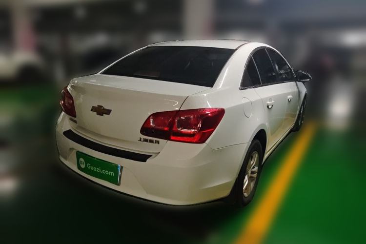 Used Chevrolet Cruze 2015 1.5L Classic SL MT Rear Right 45 Deg