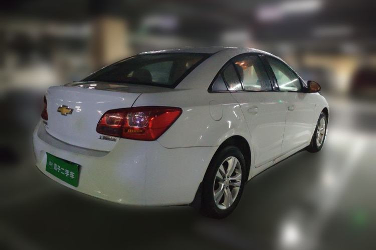 Used Chevrolet Cruze 2015 1.5L Classic SE MT Rear Right 45 Deg