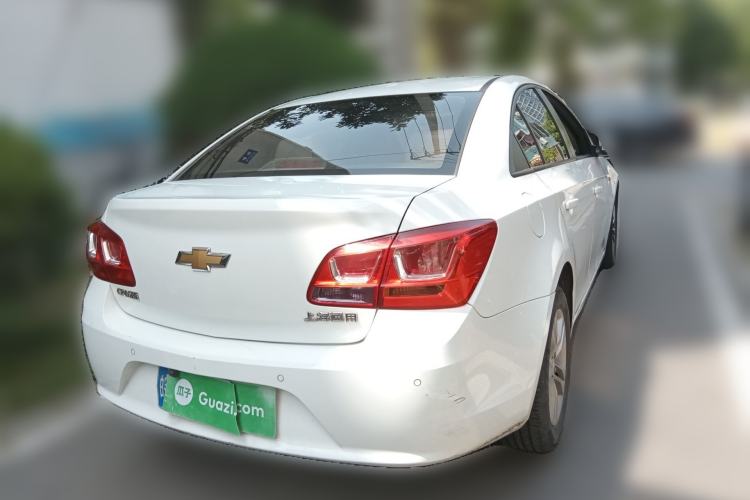 Used Chevrolet Cruze 2015 1.5L Classic SE AT Rear Right 45 Deg
