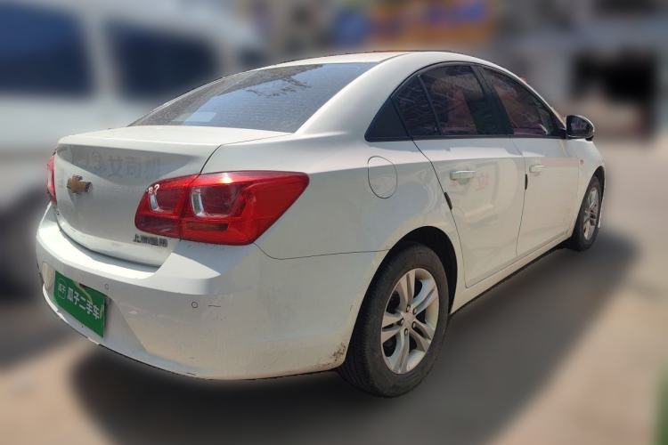 Used Chevrolet Cruze 2015 1.5L Classic SE AT Rear Right 45 Deg