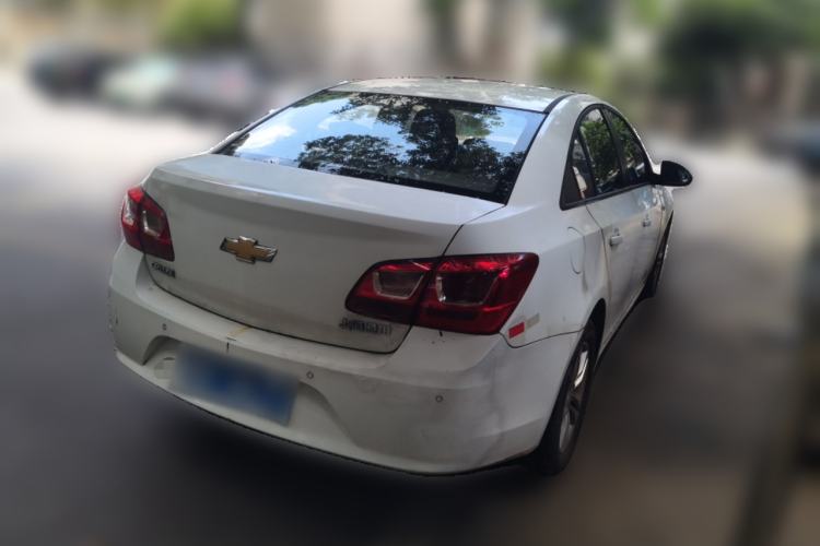Used Chevrolet Cruze 2015 1.5L Classic SE AT Rear Right 45 Deg