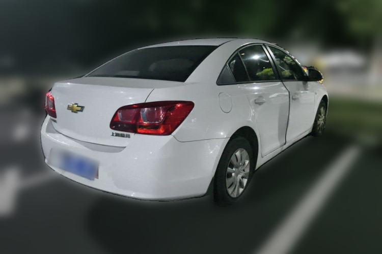 Used Chevrolet Cruze 2015 1.5L Classic SL MT Rear Right 45 Deg