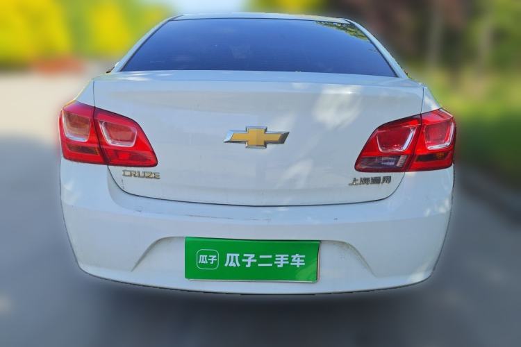 Used Chevrolet Cruze 2015 1.5L Classic SE MT Rear