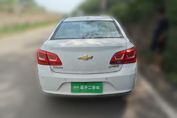 Used Chevrolet Cruze 2015 1.5L Classic SL MT Rear