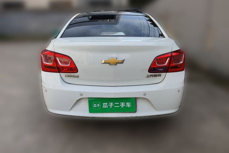 Used Chevrolet Cruze 2015 1.5L Classic SL MT Rear