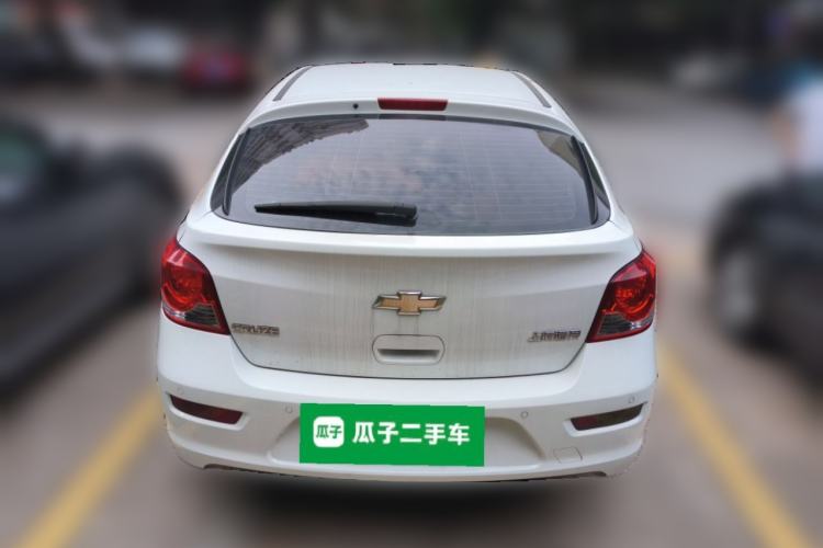 Used Chevrolet Cruze 2015 Hatchback 1.6L Automatic Comfort Edition Rear
