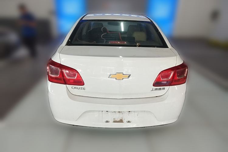 Used Chevrolet Cruze 2015 1.5L Classic SE MT Rear