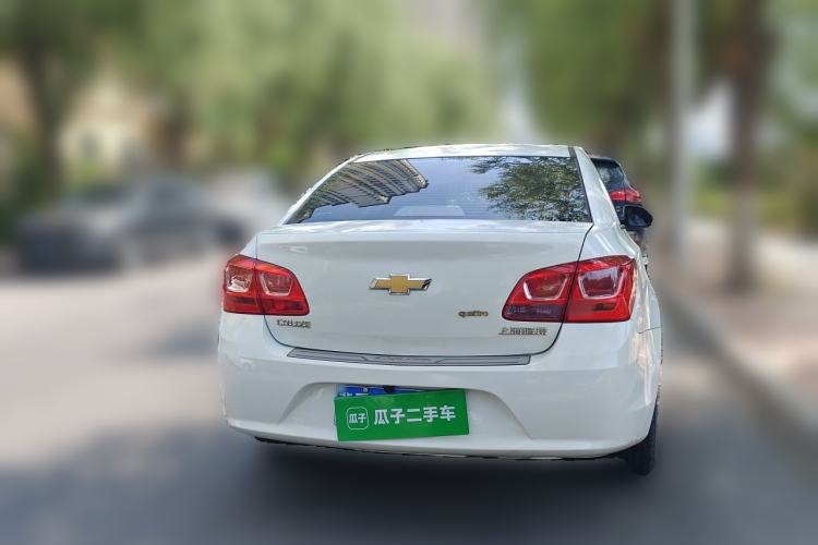 Used Chevrolet Cruze 2015 1.5L Classic SE MT Rear