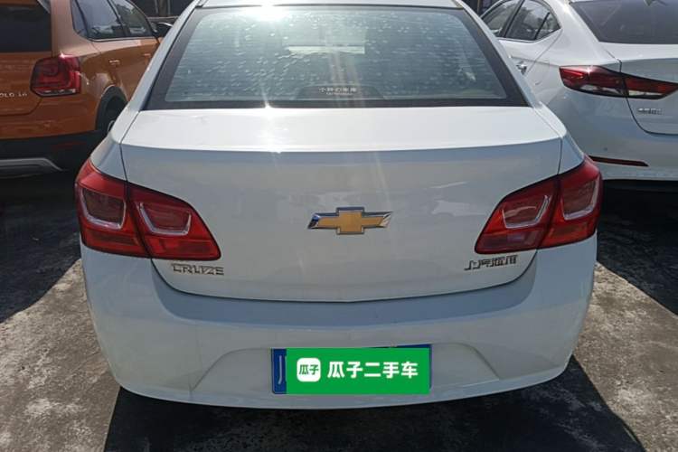 Used Chevrolet Cruze 2015 1.5L Classic SL MT Rear