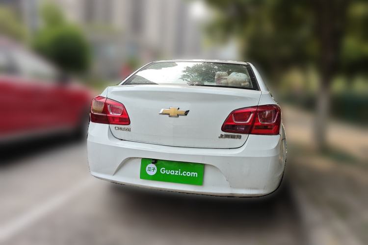 Used Chevrolet Cruze 2015 1.5L Classic SE MT Rear