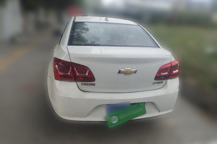Used Chevrolet Cruze 2015 1.5L Classic SE MT Rear