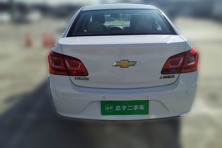 Used Chevrolet Cruze 2015 1.5L Classic SL MT Rear