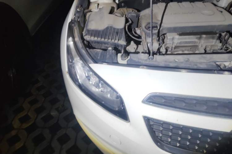 Used Chevrolet Cruze 2015 1.5L Classic SE MT Right Front Headlight