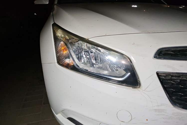 Used Chevrolet Cruze 2015 1.5L Classic SL MT Right Front Headlight