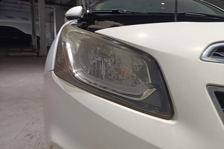 Used Chevrolet Cruze 2015 1.5L Classic SE AT Right Front Headlight