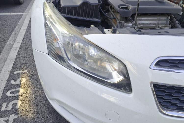 Used Chevrolet Cruze 2015 1.5L Classic SE AT Right Front Headlight