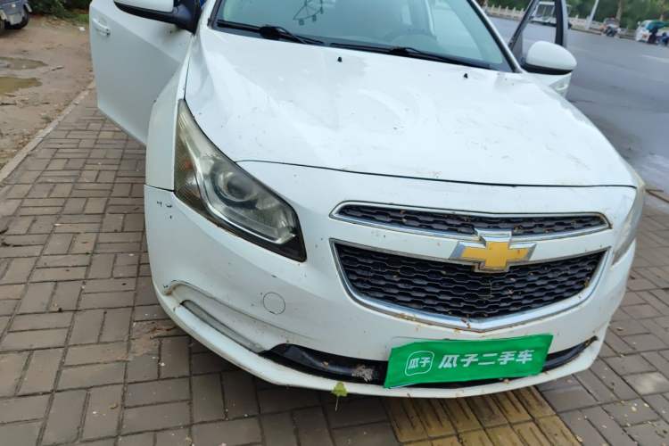 Used Chevrolet Cruze 2015 1.5L Classic SE MT Right Front Headlight