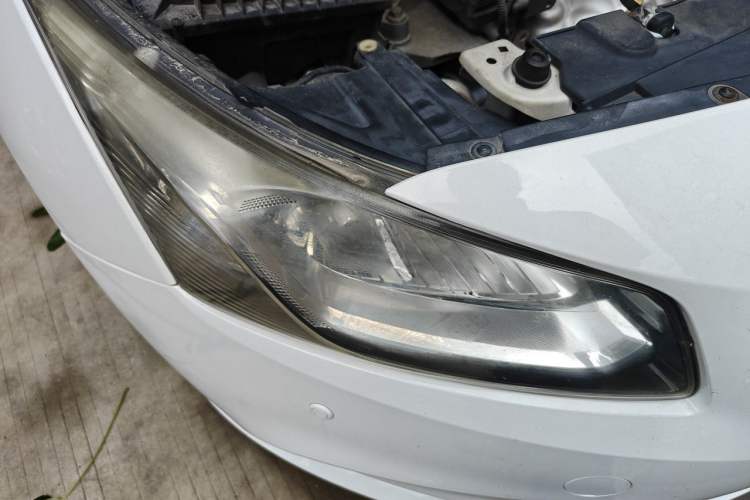 Used Chevrolet Cruze 2015 1.5L Classic SE AT Right Front Headlight