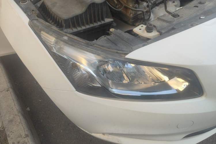 Used Chevrolet Cruze 2015 1.5L Classic SE AT Right Front Headlight