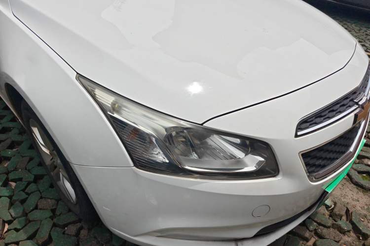 Used Chevrolet Cruze 2015 1.5L Classic SE MT Right Front Headlight