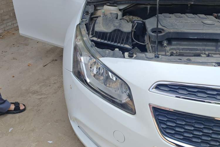 Used Chevrolet Cruze 2015 1.5L Classic SE AT Right Front Headlight