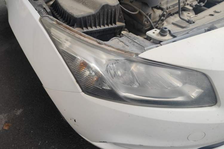 Used Chevrolet Cruze 2015 1.5L Classic SL MT Right Front Headlight
