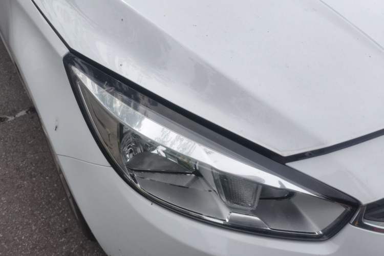 Used Chevrolet Cruze 2015 1.5L Manual Elite Edition Right Front Headlight