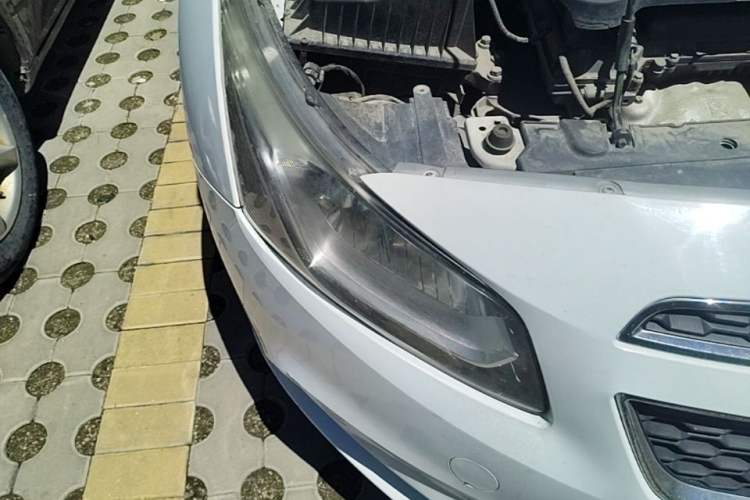 Used Chevrolet Cruze 2015 1.5L Classic SE AT Right Front Headlight