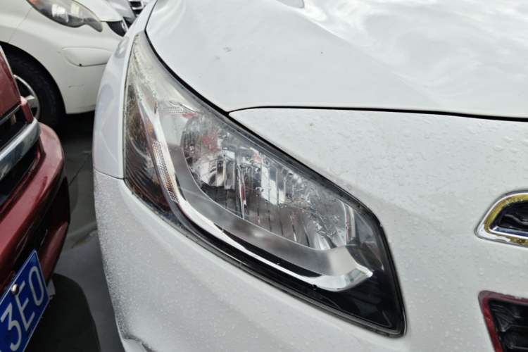 Used Chevrolet Cruze 2015 1.5L Classic SL MT Right Front Headlight