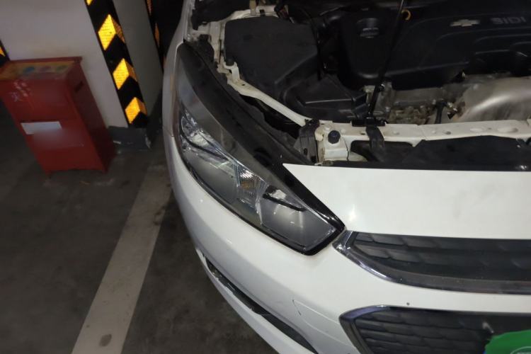 Used Chevrolet Cruze 2015 1.5L Automatic Luxury Edition Right Front Headlight