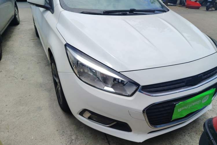 Used Chevrolet Cruze 2015 1.4T DCG Luxury Edition Right Front Headlight