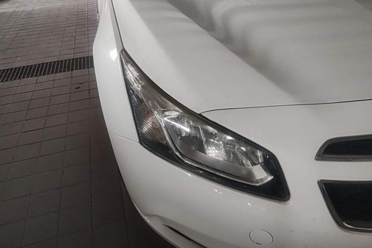Used Chevrolet Cruze 2015 1.5L Classic SL MT Right Front Headlight