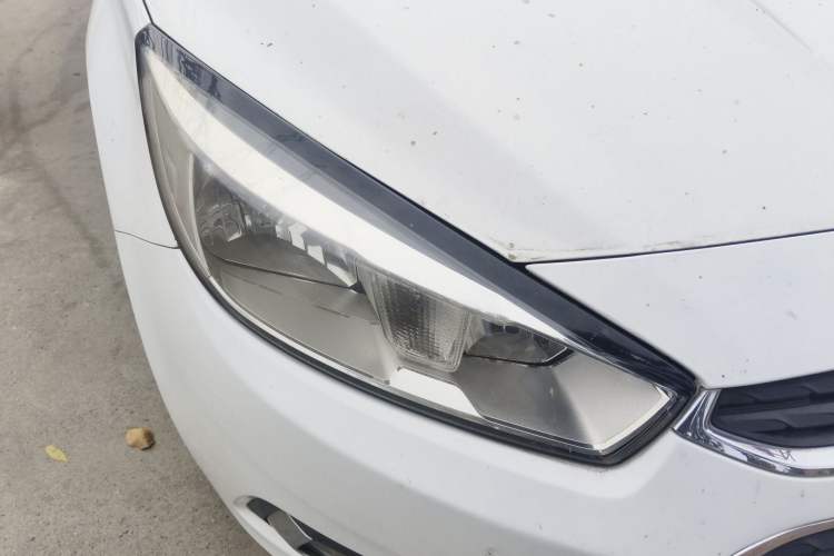 Used Chevrolet Cruze 2015 1.5L Automatic Luxury Edition Right Front Headlight