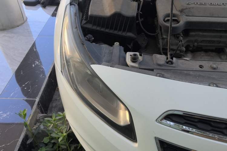 Used Chevrolet Cruze 2015 1.5L Classic SL MT Right Front Headlight