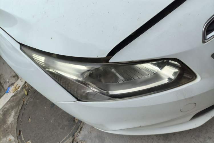 Used Chevrolet Cruze 2015 1.5L Classic SL MT Right Front Headlight