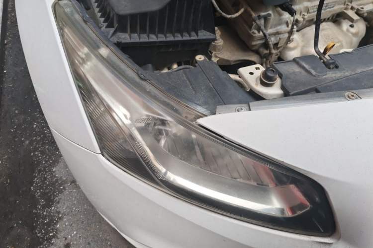 Used Chevrolet Cruze 2015 1.5L Classic SE AT Right Front Headlight
