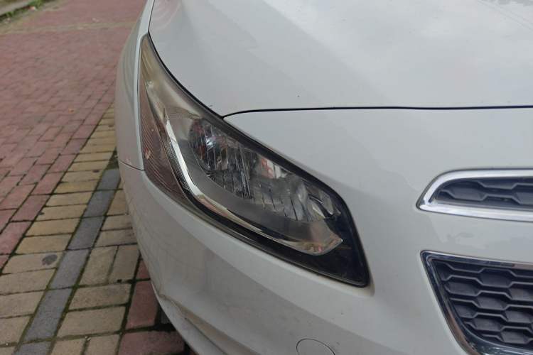 Used Chevrolet Cruze 2015 1.5L Classic SL MT Right Front Headlight