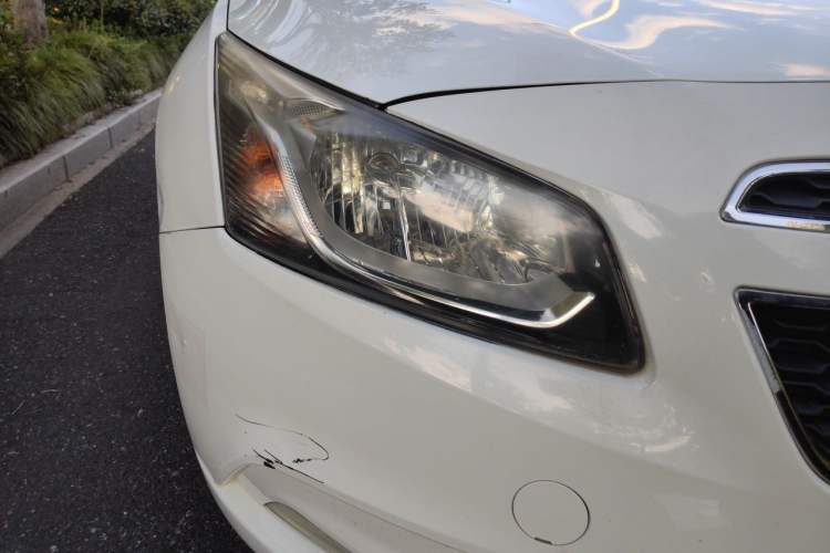 Used Chevrolet Cruze 2015 1.5L Classic SE AT Right Front Headlight