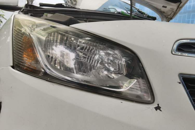 Used Chevrolet Cruze 2015 1.5L Classic SE AT Right Front Headlight